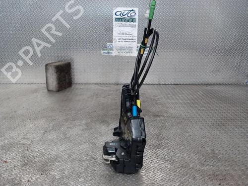 Used Front right lock TOYOTA AURIS (_E15_) 2.0 D-4D (ADE150_, ADE150R) (126 hp) 24078775
