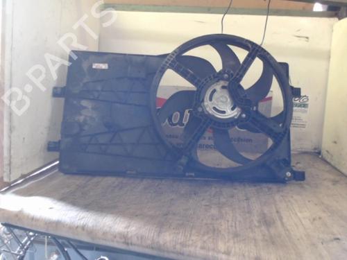 Used Radiator fan FIAT FIORINO Box Body/MPV (225_) 1.3 D Multijet (225BXD1A, 225BXB1A, 225BXB11) (75 hp) 24069291