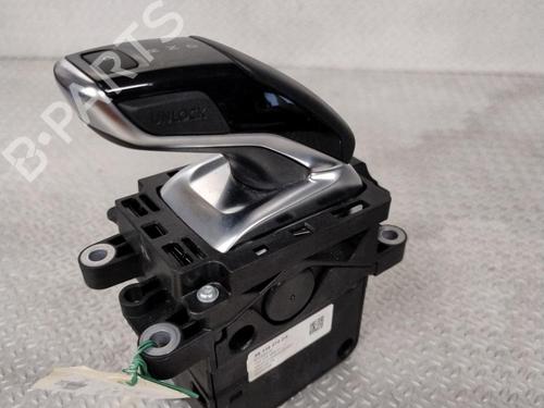 Used Shift knob Shift knob PEUGEOT 5008 II (MC_, MJ_, MR_, M4_) 1.5 BlueHDi 130 (MCYHZJ, MCYHZR, MCYHZX) (131 hp) 29264331 29264331