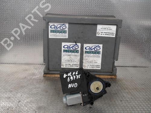 Used Front right window mechanism VW GOLF VI (5K1) 2.0 TDI (110 hp) 24072138