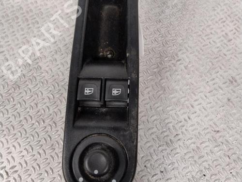 Used Left front window switch RENAULT TWINGO III (BCM_, BCA_) 0.9 TCe 90 (BCM9, BCM2) (90 hp) 30047344