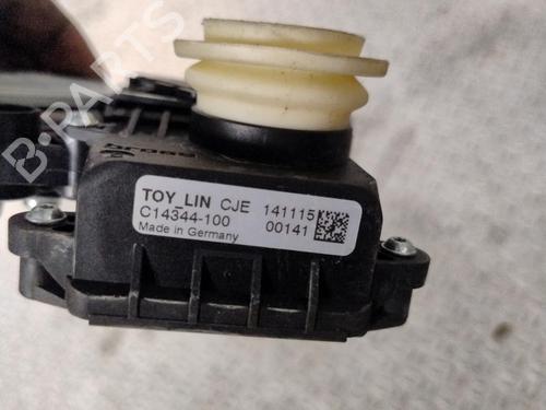 Used Front left window mechanism TOYOTA YARIS (_P13_) 1.0 (KSP130_, KSP130) (69 hp) 28087752