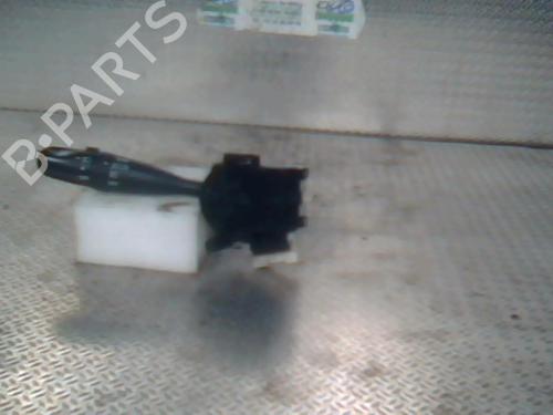 Used Steering column stalk TOYOTA YARIS (_P1_) 1.0 (SCP10_, SCP10R) (65 hp) 24074437