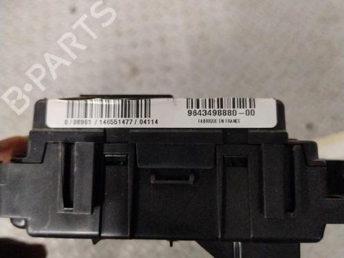 Sikringsdåse CITROËN XSARA PICASSO (N68) 1.6 HDi (109 hp) 30333132