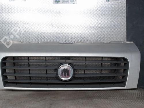 Used Grille Grille FIAT DUCATO Van (250_) 100 Multijet 2,2 D (100 hp) 24079282 24079282