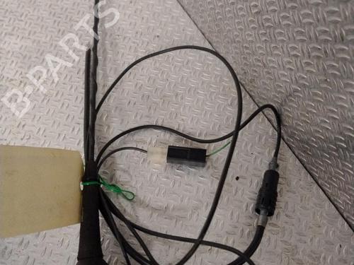 Antenne/Base RENAULT CLIO III (BR0/1, CR0/1) 1.5 dCi (C/BR0G, C/BR1G) (68 hp) 29739612
