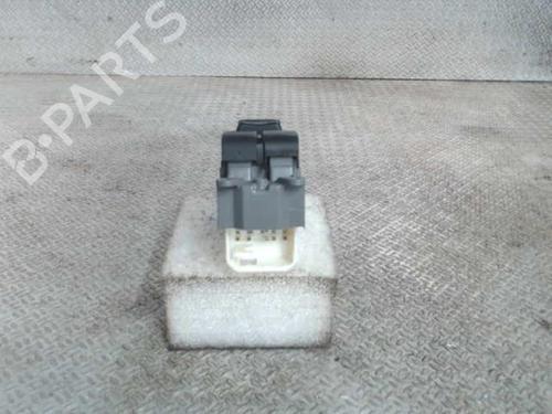 Left front window switch TOYOTA YARIS (_P9_) 1.4 D-4D (NLP90_, NLP90R) | BP24074315I27 - Image 2