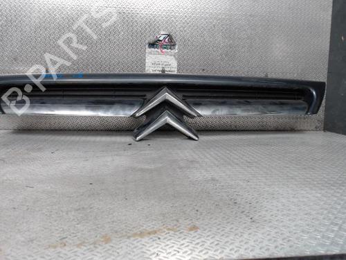 Used Grille Grille CITROËN C8 (EA_, EB_) 2.0 HDi (107 hp) 24097539 24097539