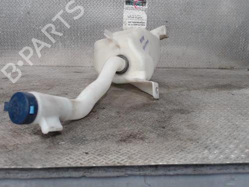 Used Windscreen washer tank ALFA ROMEO GIULIETTA (940_) 2.0 JTDM (940FXE1A, 940FXG11) (170 hp) 24096980