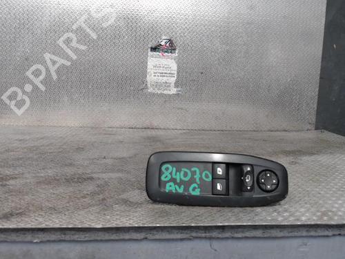 Used Left front window switch Left front window switch PEUGEOT 208 I (CA_, CC_) 1.6 HDi (114 hp) 24097337 24097337