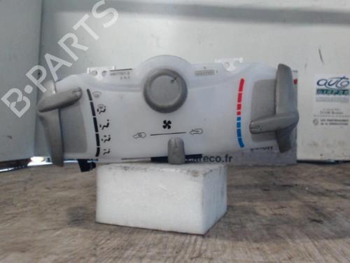 Used Climate control TOYOTA AYGO (_B1_) 1.4 D-4D (WNB10_, WNB10R) (54 hp) 24068377