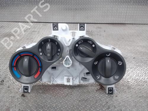Used Climate control FIAT PANDA (169_) 1.2 (169.AXB11, 169.AXB1A) (60 hp) 24075044
