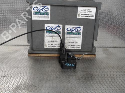 Used Front right lock RENAULT TRAFIC II Van (FL) 2.0 dCi 90 (FL0H) (90 hp) 24071792