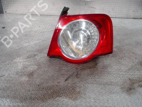 Used Right taillight VW PASSAT B6 (3C2) 1.9 TDI (105 hp) 24093977