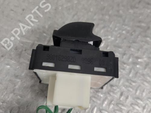 Left front window switch CITROËN C4 CACTUS 1.2 VTi 82 | BP37163046I27 - Image 3