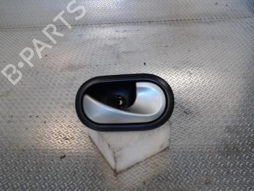 Used Front right interior door handle RENAULT TWINGO II (CN0_) [2007-2026]  24073845