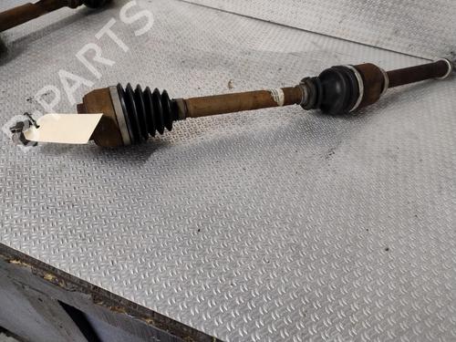 right-front-driveshaft-renault-scenic-ii-jm01_-2003-2004-2005-2006-2007-2008-2009-2010-30767263 main image