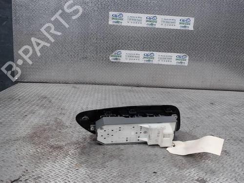 Used Left front window switch TOYOTA AURIS (_E15_) 1.4 D-4D (NDE150_, NDE150R) (90 hp) 24098804
