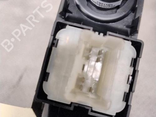 Left front window switch RENAULT TWINGO III (BCM_, BCA_) Z.E: (BCA1) | BP27581543I27