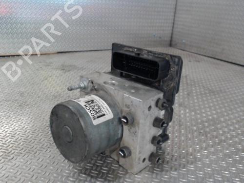 Used ABS pump ABS pump ALFA ROMEO MITO (955_) 1.3 MultiJet (955AXP1A, 955AYC1A) (95 hp) 30483431 30483431
