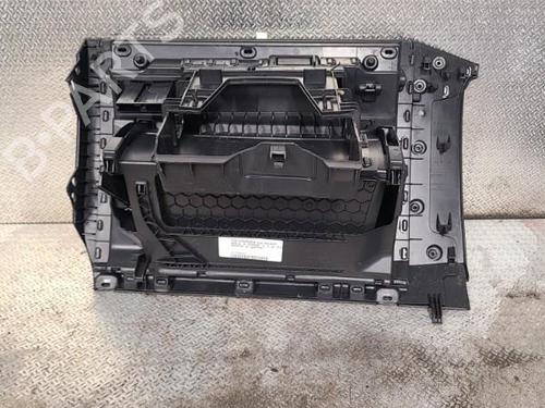 glove-box-vw-polo-vi-aw1-bz1-ae1-2017-24099108 main image