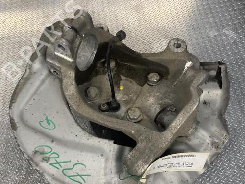 Used Left front steering knuckle BMW 5 (E60) 525 d (163 hp) 24101545