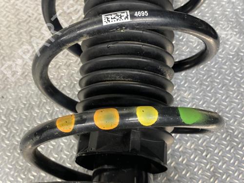 Used Right front shock absorber PEUGEOT 3008 II SUV (MC_, MR_, MJ_, M4_) 1.5 BlueHDi 130 (131 hp) 24101594