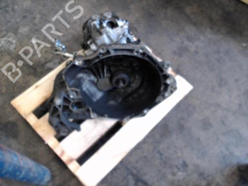 Used Gearbox OPEL CORSA C (X01) 1.2 (F08, F68) (75 hp) 24072919