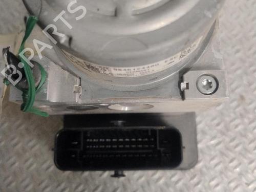 Used ABS pump ABS pump PEUGEOT 208 II (UB_, UP_, UW_, UJ_) 1.2 PureTech 100 (101 hp) 39893358 39893358