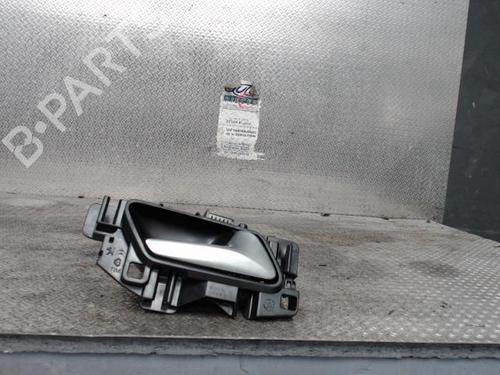 Used Front right interior door handle PEUGEOT 208 II (UB_, UP_, UW_, UJ_) 1.2 PureTech 100 (101 hp) 24092691