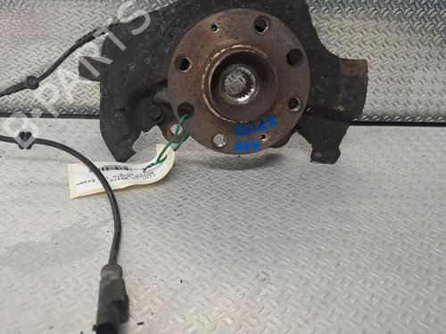 Used Right front steering knuckle Right front steering knuckle FIAT GRANDE PUNTO (199_) 1.2 (65 hp) 24062018 24062018