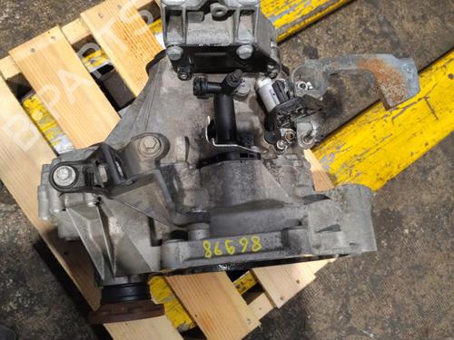 Used Gearbox VW GOLF V (1K1) 1.6 (102 hp) 33031342