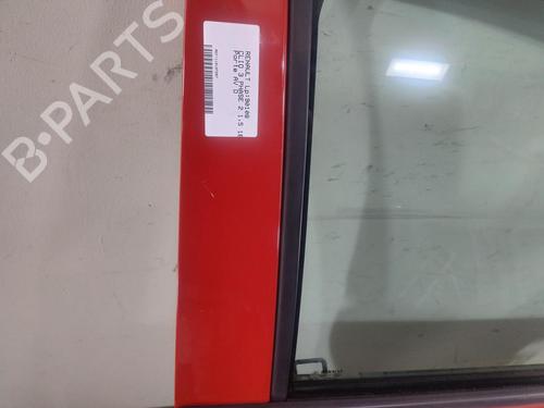 Used Right front door RENAULT CLIO III (BR0/1, CR0/1) 1.5 dCi (BR17, CR17) (86 hp) 32004821