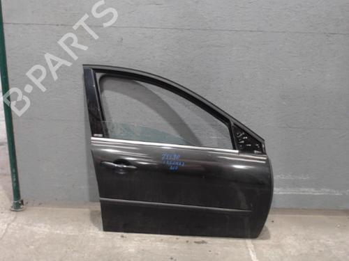 Used Right front door RENAULT LAGUNA III (BT0/1) 2.0 dCi (BT01, BT08, BT09, BT0E, BT0K, BT12, BT1C, BT1D,... (150 hp) 24083196