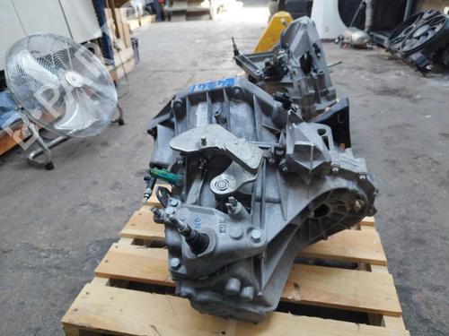 Used Gearbox RENAULT CLIO III (BR0/1, CR0/1) 1.5 dCi (BR17, CR17) (86 hp) 24098860