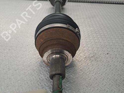 Used Left front driveshaft Left front driveshaft VW GOLF VII (5G1, BQ1, BE1, BE2) 1.4 TSI (125 hp) 24061996 24061996
