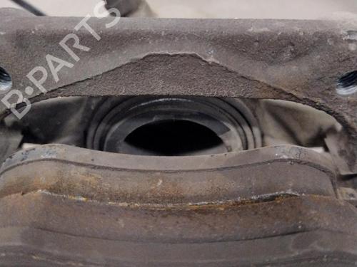 right-front-brake-caliper-mercedes-benz-c-class-w204-2007-2008-2009-2010-2011-2012-2013-2014-2015-33007447 main image