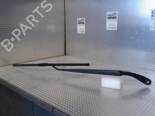 Used Front windshield wiper arm RENAULT SCÉNIC II (JM0/1_) [2003-2010]  24073605