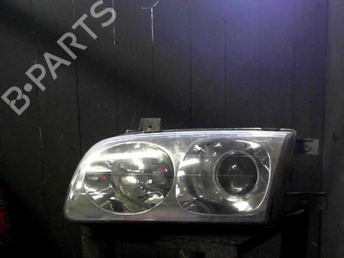 Used Left headlight HYUNDAI TRAJET (FO) 2.0 CRDi (113 hp) 24065570