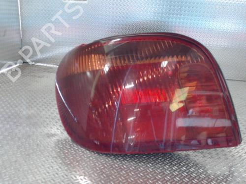 Used Left taillight TOYOTA YARIS (_P1_) 1.4 D-4D (NLP10_, NLP10R) (75 hp) 24071286