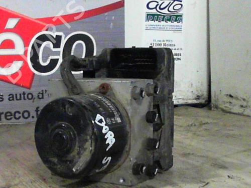 ABS Bremseaggregat VW BORA I (1J2) 1.9 TDI (90 hp) 30483284