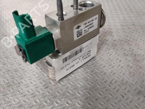 Used Oil radiator Oil radiator RENAULT CAPTUR II (HF_) E-TECH 145 (HFMU) (143 hp) 32332419 32332419