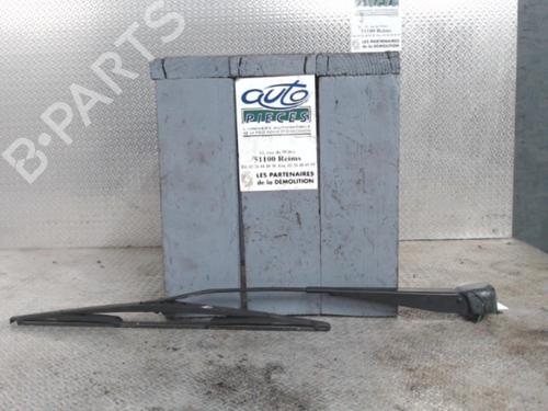 Used Rear windshield wiper arm CITROËN XSARA Coupe (N0) 1.4 i (75 hp) 24073600