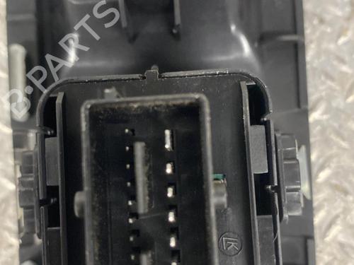 Used Left front window switch PEUGEOT 3008 II SUV (MC_, MR_, MJ_, M4_) 1.5 BlueHDi 130 (131 hp) 24101598