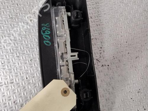 Used Third brake light TOYOTA YARIS (_P9_) 1.3 VVT-i (SCP90_, SCP90R) (87 hp) 24992362