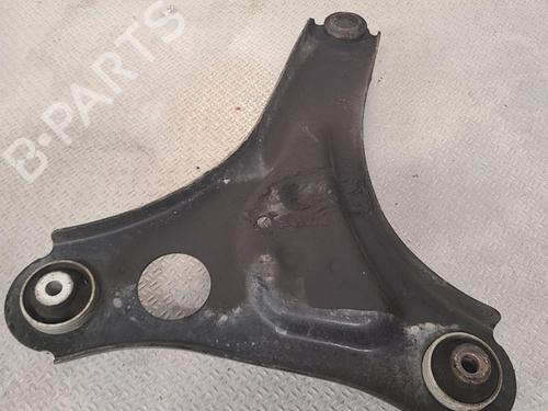 Used Left front suspension arm RENAULT TWINGO III (BCM_, BCA_) 1.0 SCe 70 (71 hp) 25703774