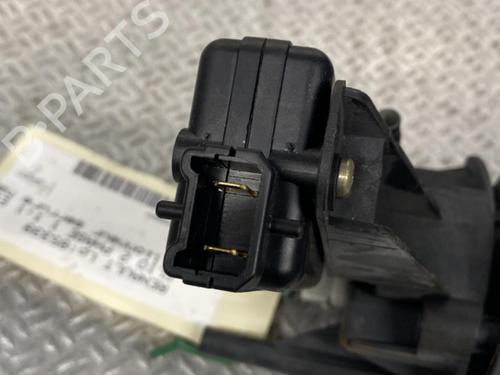 tailgate-handle-renault-clio-ii-bb_-cb_-1998-1999-2000-2001-2002-2003-2004-2005-2006-2007-2008-2009-2010-2011-2012-2013-2014-2015-2016-24099146 main image