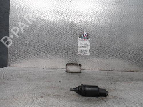 Used Washer pump Washer pump BMW 1 (E87) 118 d (122 hp) 24095237 24095237