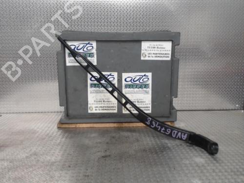 Used Front windshield wiper arm SEAT ALTEA (5P1) 1.9 TDI (105 hp) 24070963