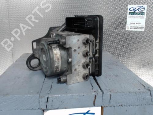 Used ABS pump VW GOLF VII Variant (BA5, BV5) 1.6 TDI (110 hp) 30483383